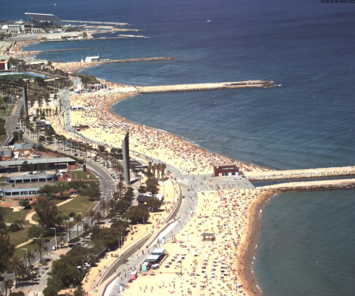 Image of Bogatell beach, in Barcelona, on June 13, 2020 in the afternoon (by Barcelona City Council webcam)